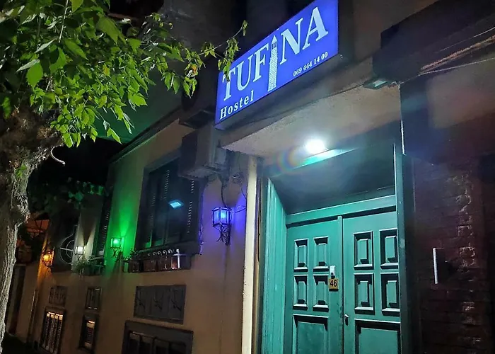 Hostel Tufina Τίρανα