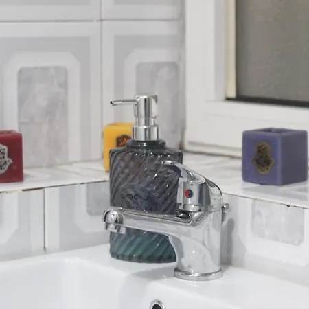 Tufina Хостел *